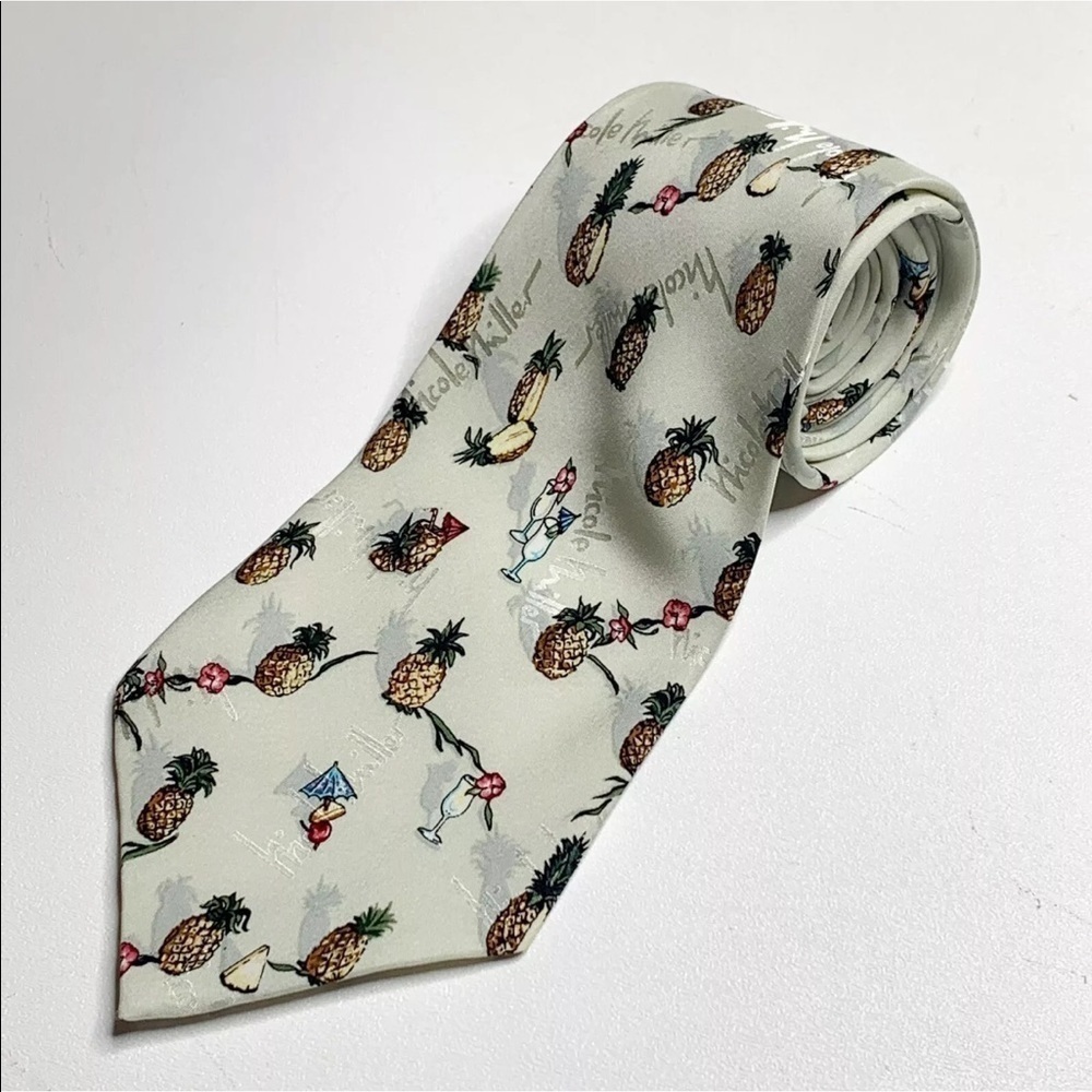Nicole Miller Pina Colada Pineapple Tie Silk